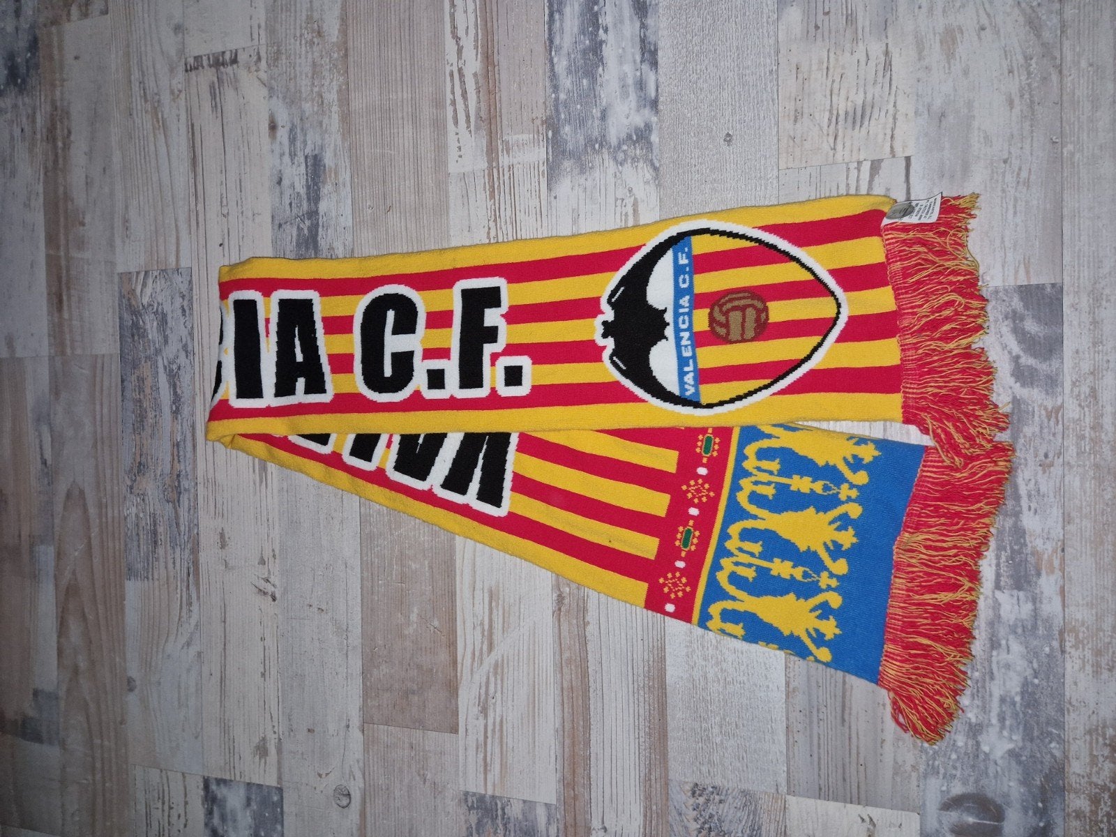 Valencia C.F. sjaal, Verzamelen, Ophalen, Zo goed als nieuw, Buitenlandse clubs, Vaantje of Sjaal