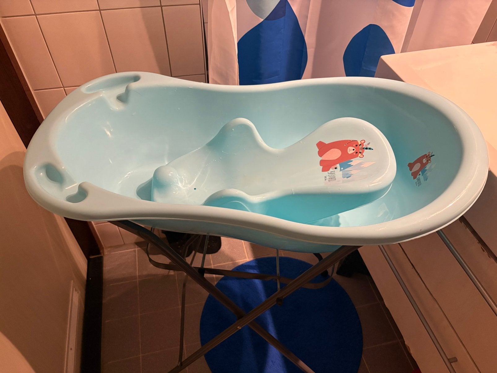 Babybadje ( Bear Blue)met aankleedekussen, Ophalen, Zo goed als nieuw, Badje, Standaard