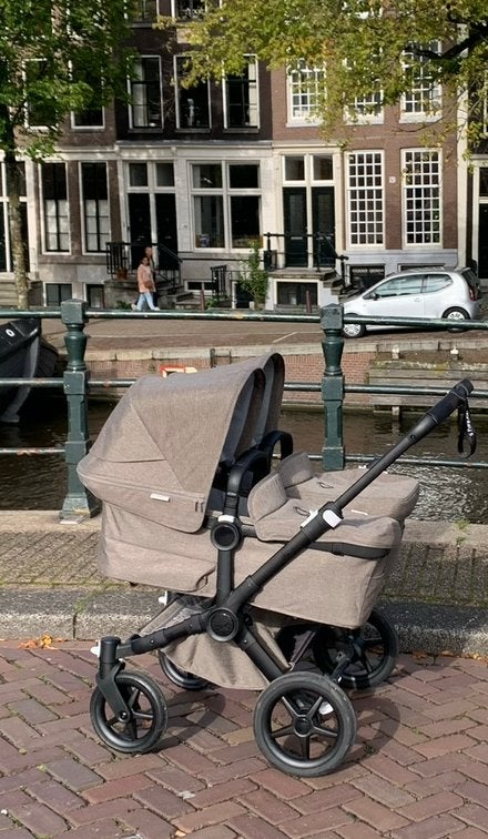 Bugaboo Donkey 5 Twin Mineral Taupe incl. 2 Maxi-Cosi’s, Kinderen en Baby's, Kinderwagens en Combinaties, Ophalen, Zo goed als nieuw