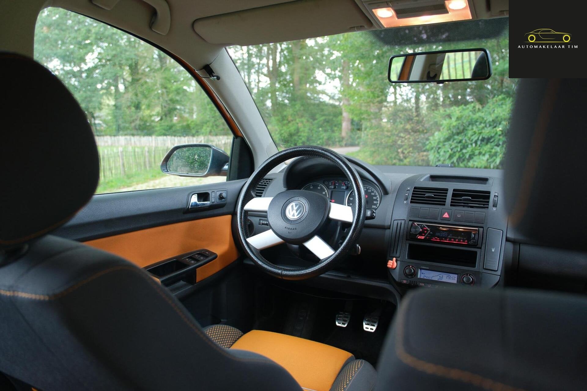 Volkswagen Polo 1.6-16V Cross / Nieuwe Apk / Trekhaak, Voorwielaandrijving, 1064 kg, Handgeschakeld, Euro 4