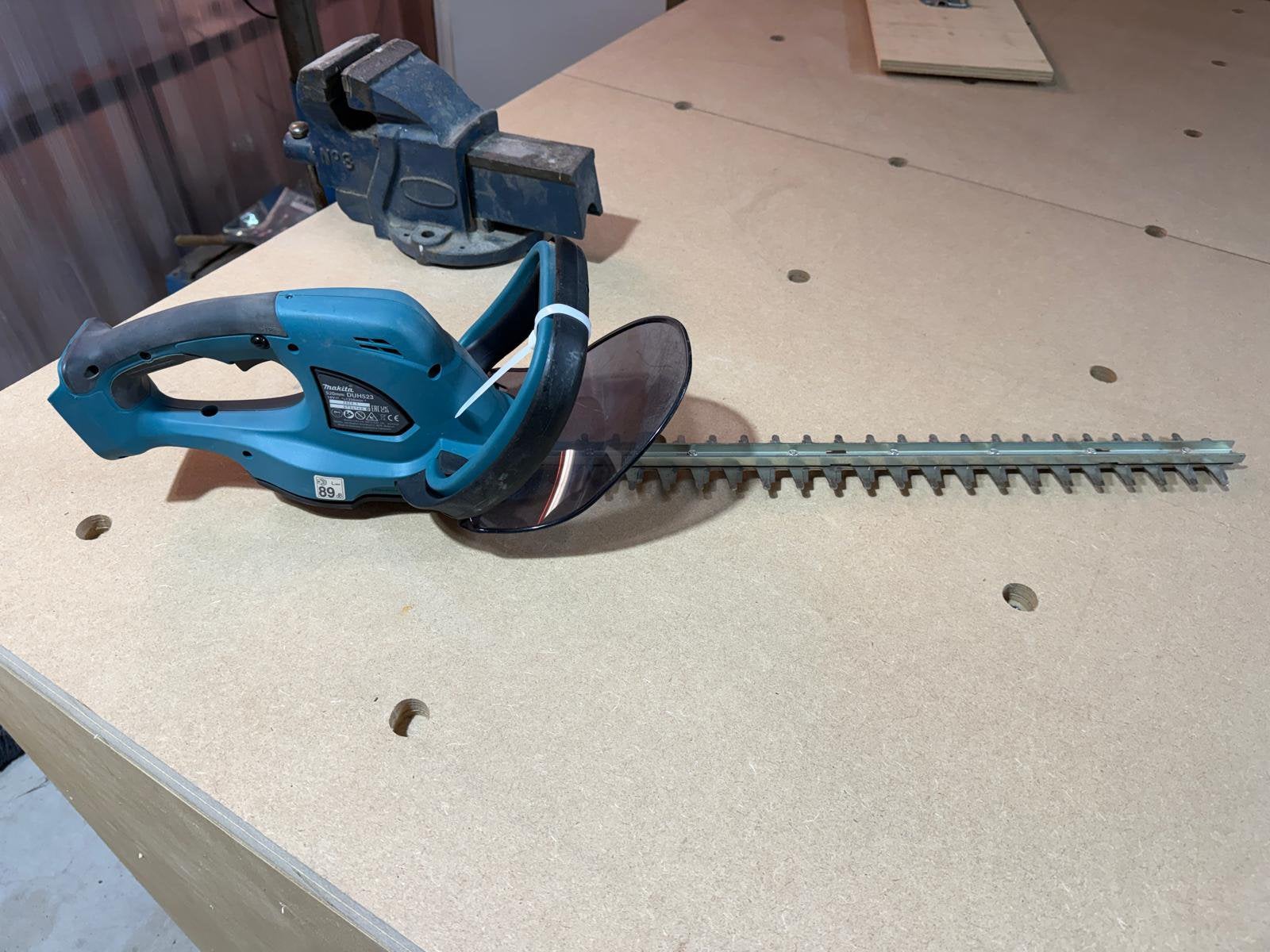 Heggenschaar Makita DUH523  18v, body, geen accu, Ophalen of Verzenden, Zo goed als nieuw, Accu