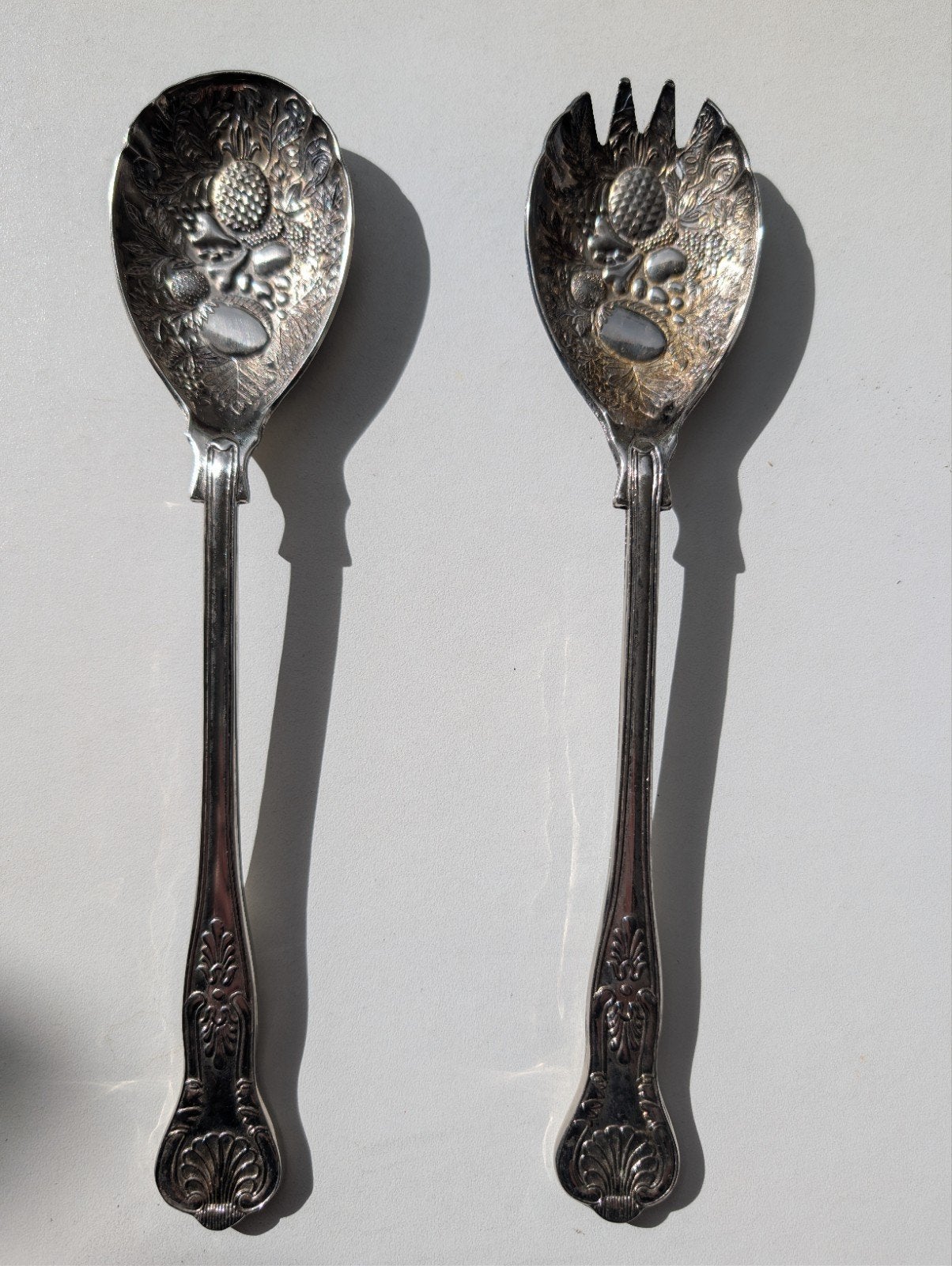 Verzilverde Slacouvertset met Fruitmotief, Made in England, Ophalen of Verzenden, Gebruikt, Overige merken, Zilver