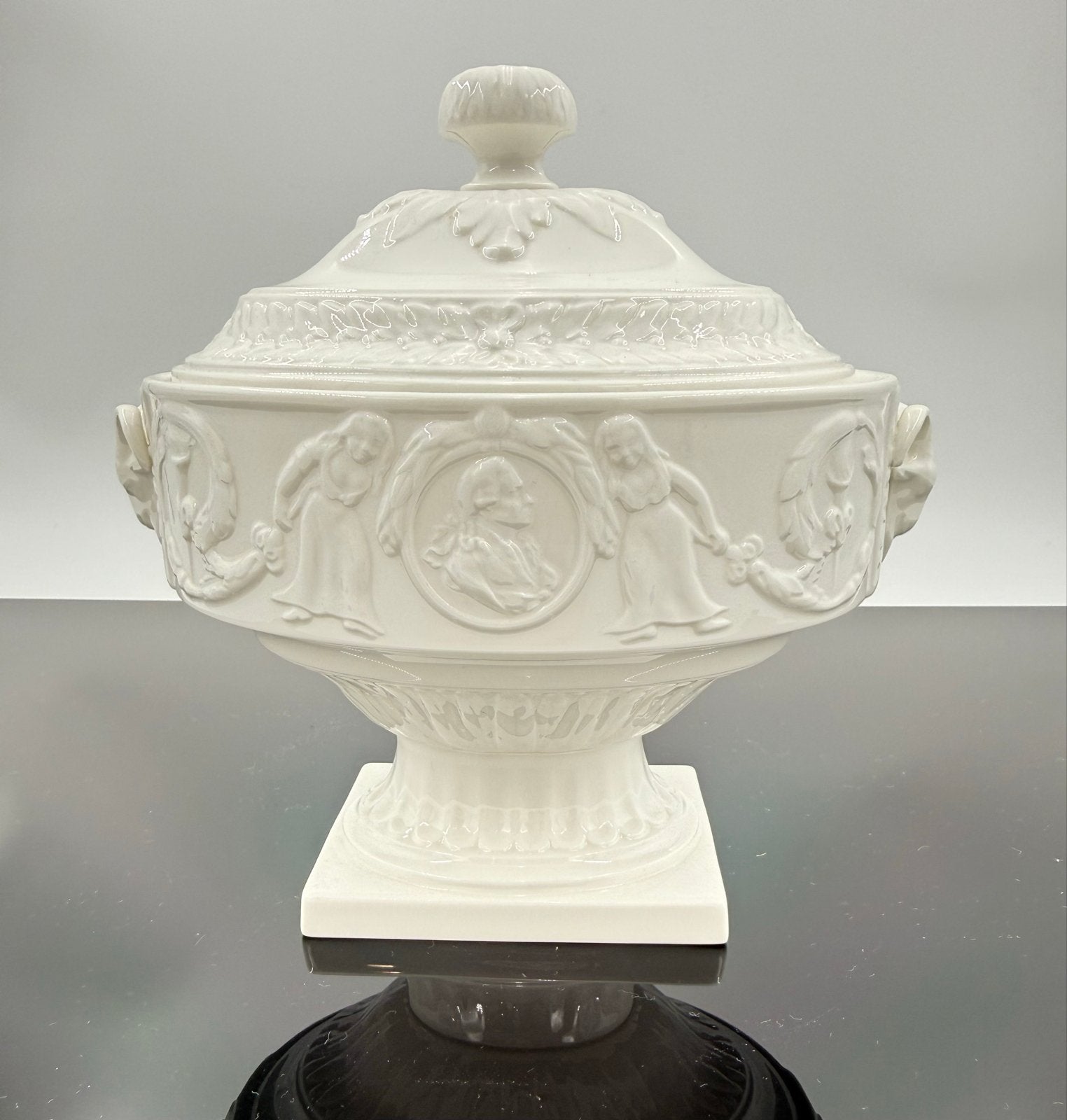 Villeroy & Boch Pauline Blanc dekselvaas 1998, Ophalen of Verzenden, Zo goed als nieuw, Porselein, Overige typen