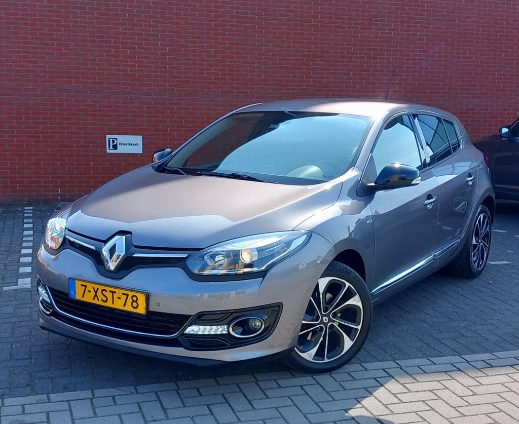 RENAULT Megane 1.2 TCE 97KW Automaat Bose Navigatie/Camera, Auto's, Renault, Euro 5, Gebruikt, Zwart, 4 cilinders