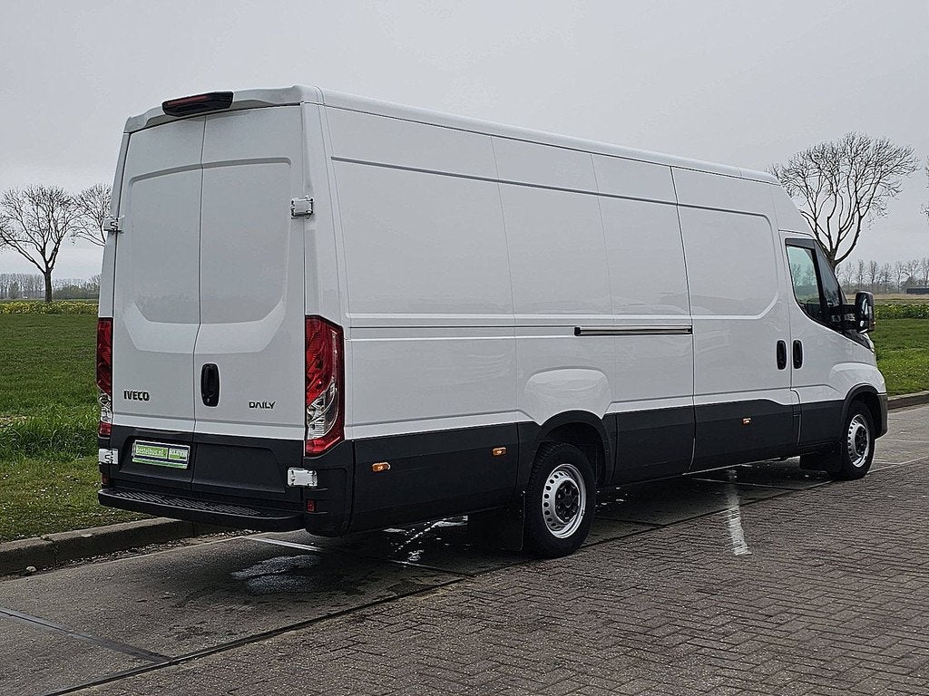 IVECO DAILY 35S16 l4h2 maxi airco, Auto's, Bestelauto's, Gebruikt, Euro 6, 156 pk, Iveco