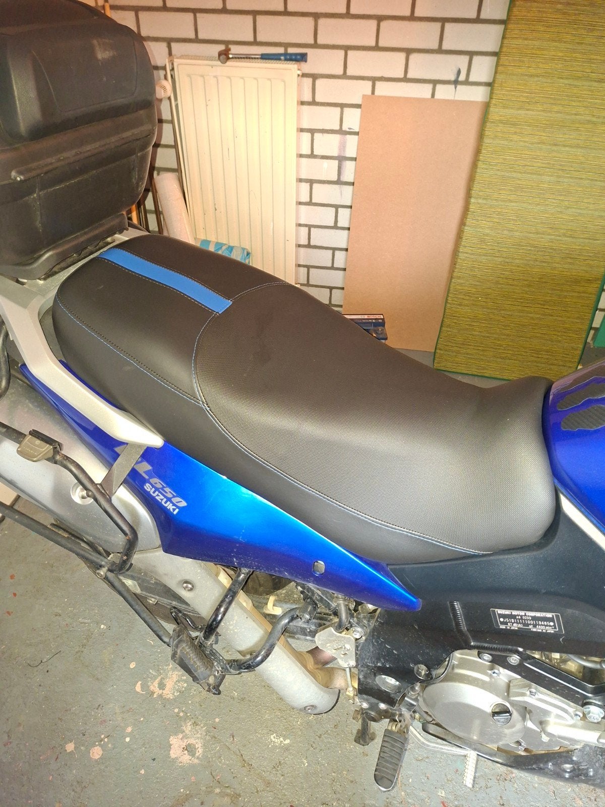 vstrom 650 zadel, Ophalen, Nieuw