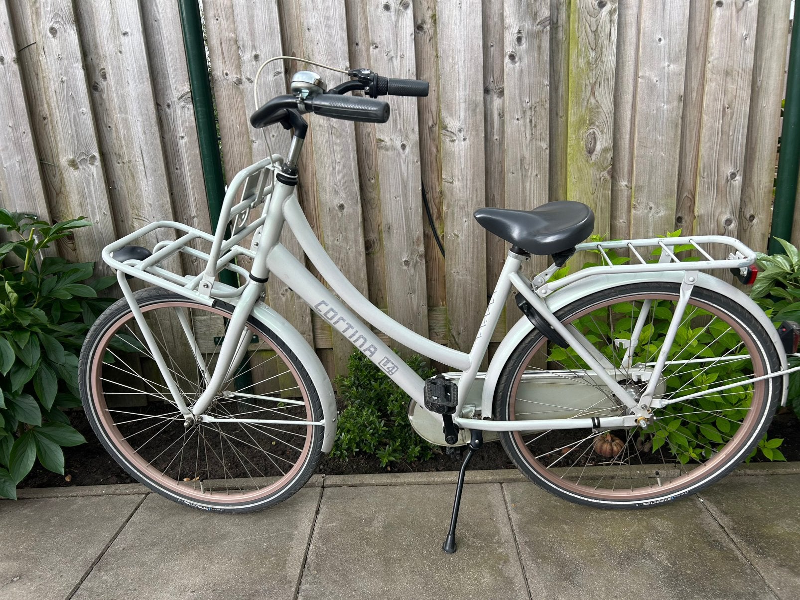 26 inch meisjsefiets Cortina U4 (nieuwe model), Ophalen, Gebruikt, 26 inch of meer, Versnellingen