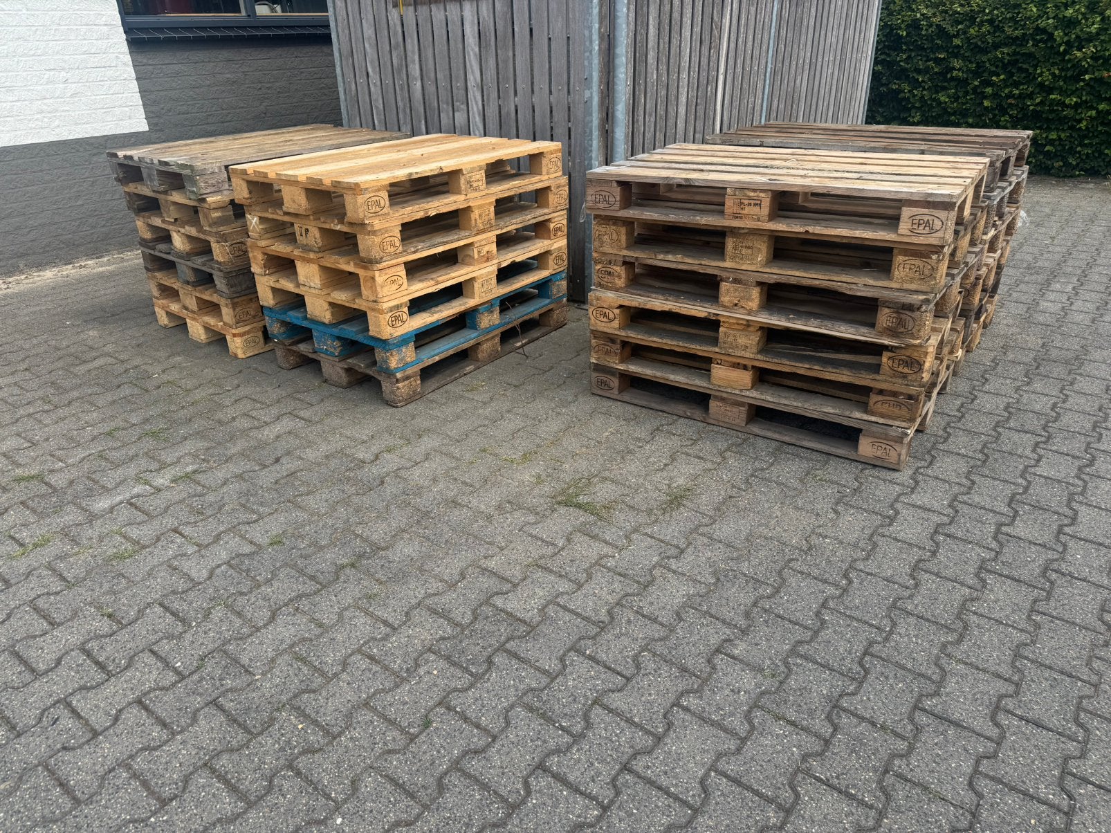 Europallets, Doe-het-zelf en Verbouw, Hout en Planken, Ophalen, 25 tot 50 mm, Zo goed als nieuw, Pallet