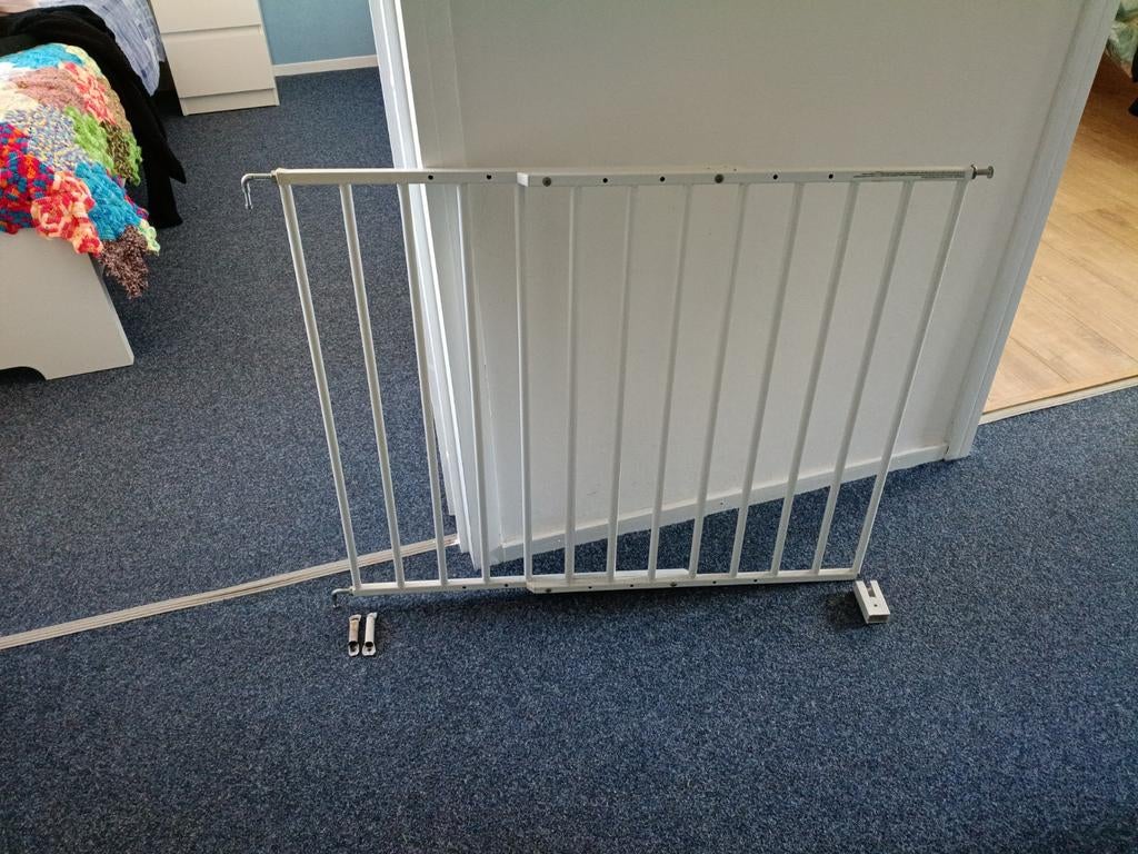 Wit metalen traphekje - Veiligheid voor kinderen/huisdieren, Ophalen, Gebruikt, Klemhekje, Metaal of IJzer