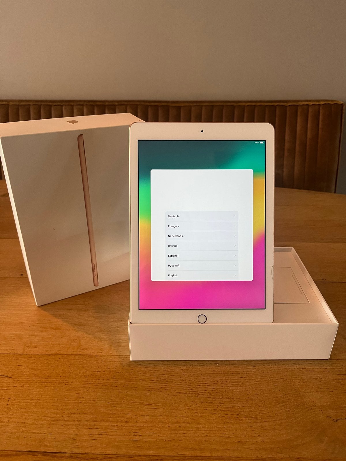 Apple iPad (6e generatie) 128GB Wi-Fi Goud, Computers en Software, Apple iPad, Zo goed als nieuw, 128 GB, Ophalen