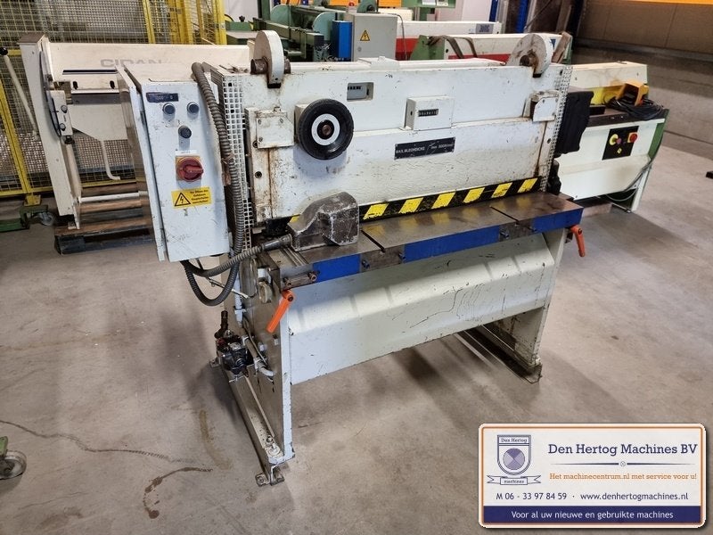 DMF 1100x4mm elektrische achteraanslag compactschaar 400V, Ophalen, Gebruikt