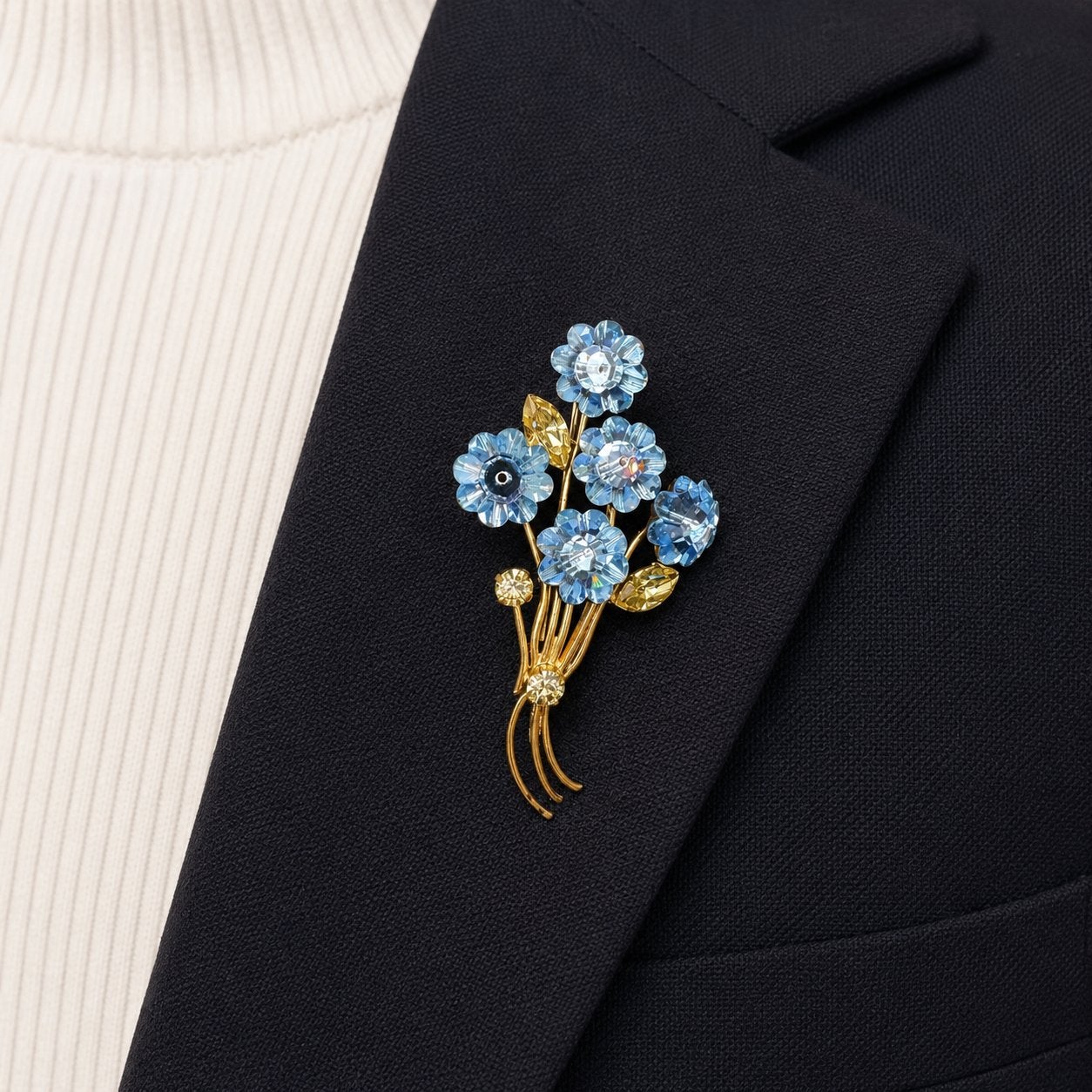 Vintage Vergeet-mij-nietje Broche met Oostenrijks Kristal, Met kristal, Overige materialen, 4 tot 7 cm, Gebruikt
