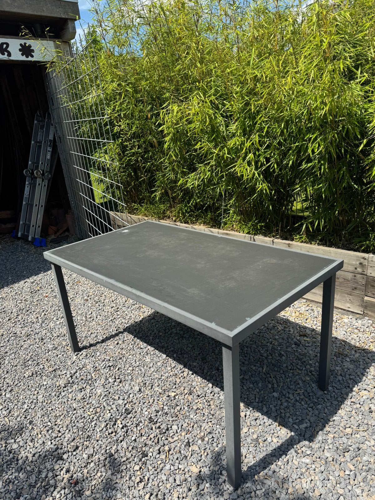 Tuintafel met glasplaat . Grijs., Ophalen, Gebruikt, Rechthoekig, Aluminium