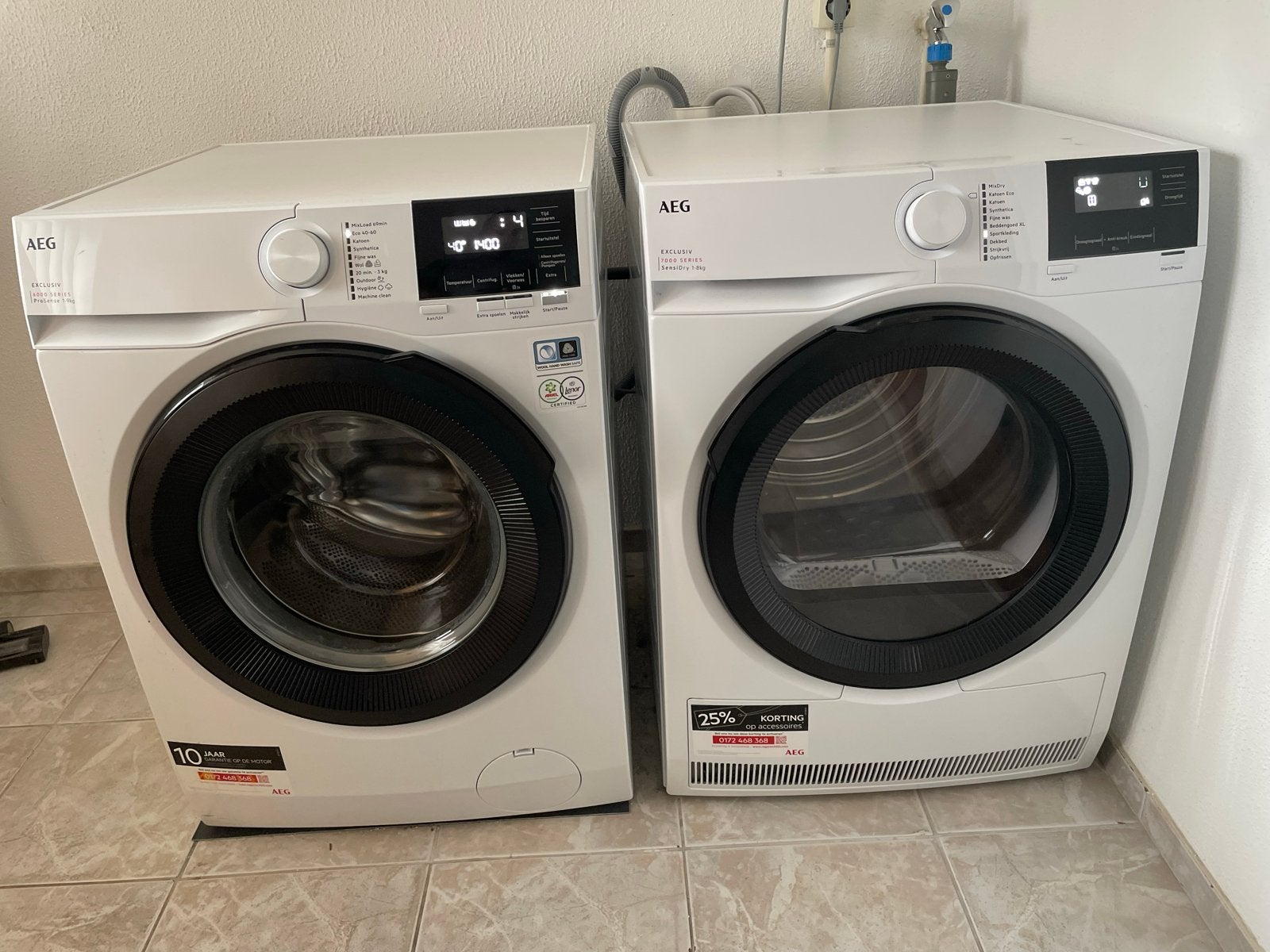 AEG Wasmachine en Droger Set - Zo goed als nieuw, 8 tot 10 kg, Ophalen, Zo goed als nieuw, 85 tot 90 cm