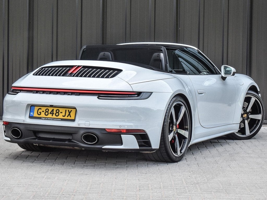 Porsche 911 Cabrio 3.0 Carrera 4 S NL-Auto 451pk | Sport des, Auto's, Porsche, Automaat, Cabriolet, 4 stoelen, Wit