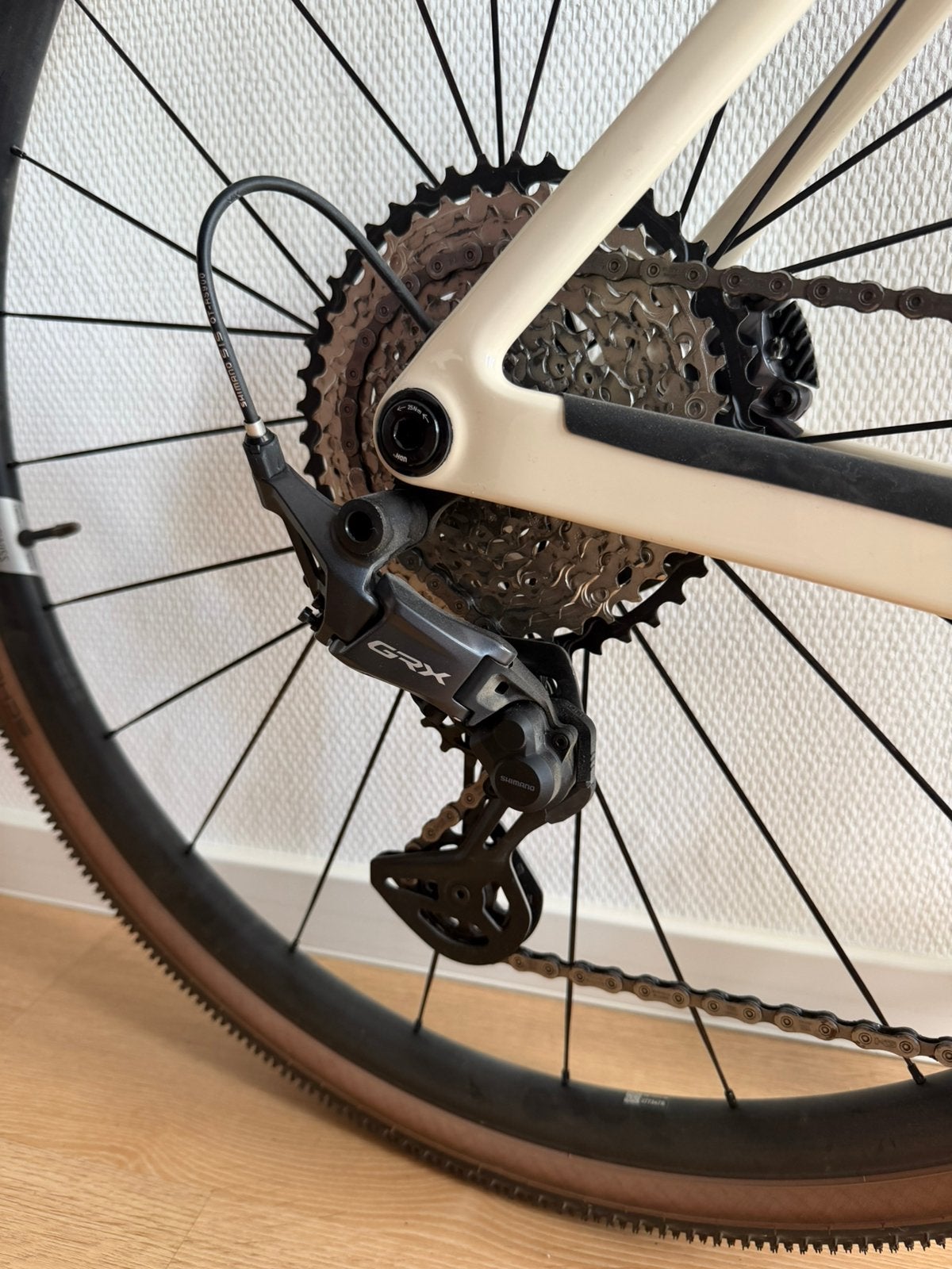 Foto 5 van Canyon grail CF SL 8 maat M
