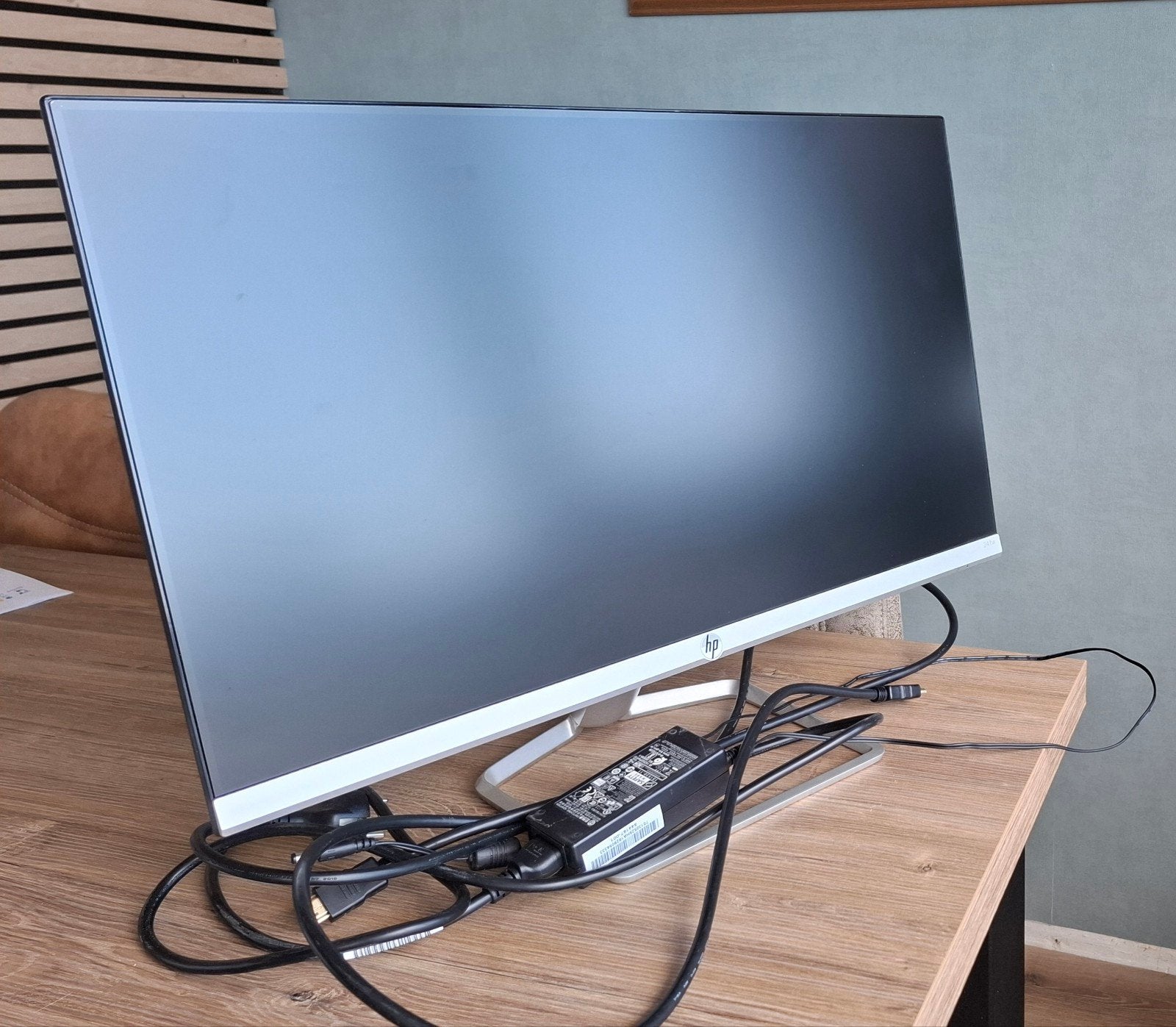 HP Monitor 24", Computers en Software, Monitoren, Ophalen, Zo goed als nieuw, Full HD, HDMI
