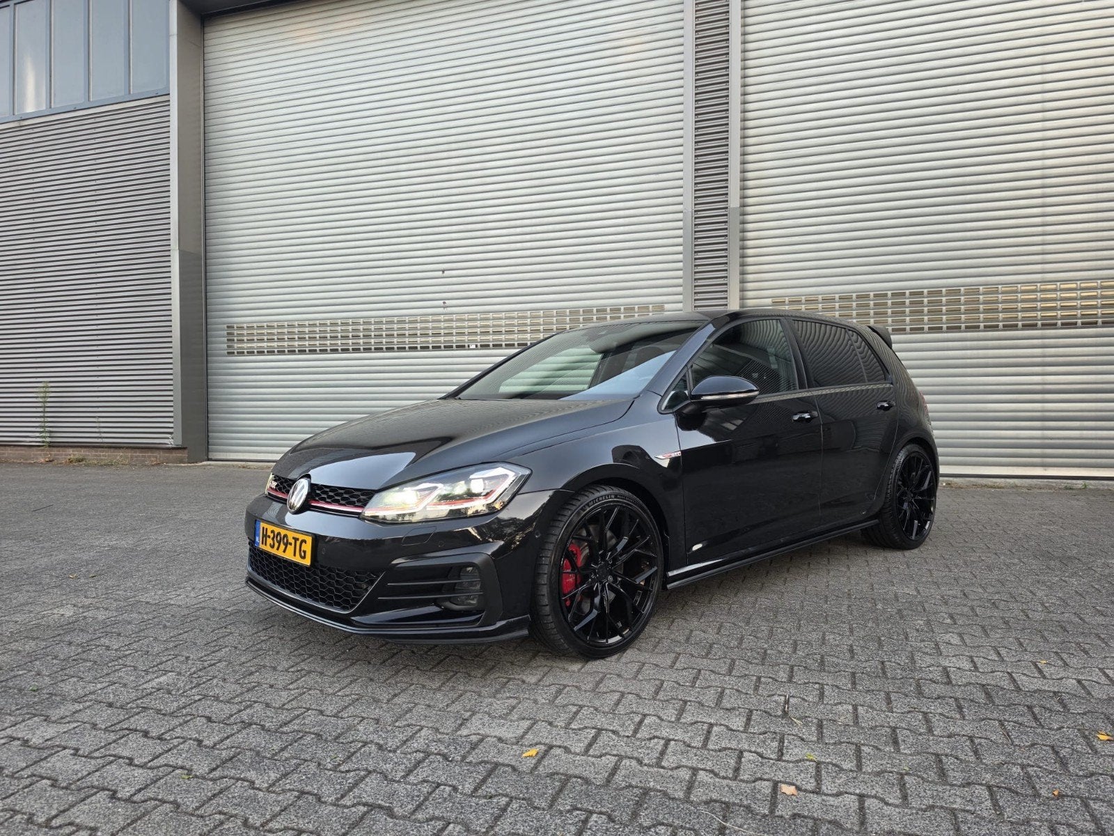 Volkswagen Golf GTI 2.0 TSI 290pk 7-DSG 2019 Zwart, 1345 kg, Emergency brake assist, 4 cilinders, 1984 cc