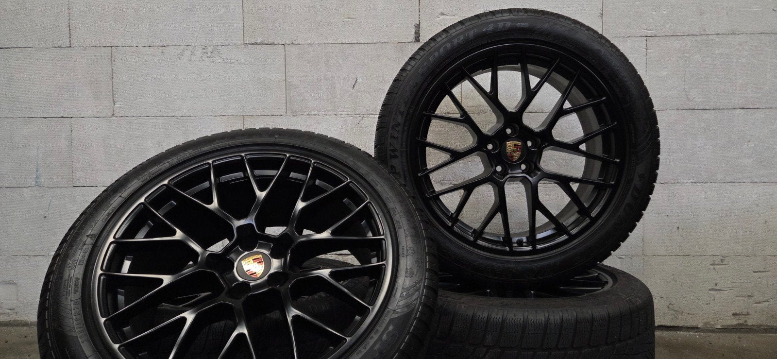 20" Porsche Macan Spyder originele velgen winterbanden 7mm, Auto-onderdelen, Gebruikt, 265 mm, Banden en Velgen, V