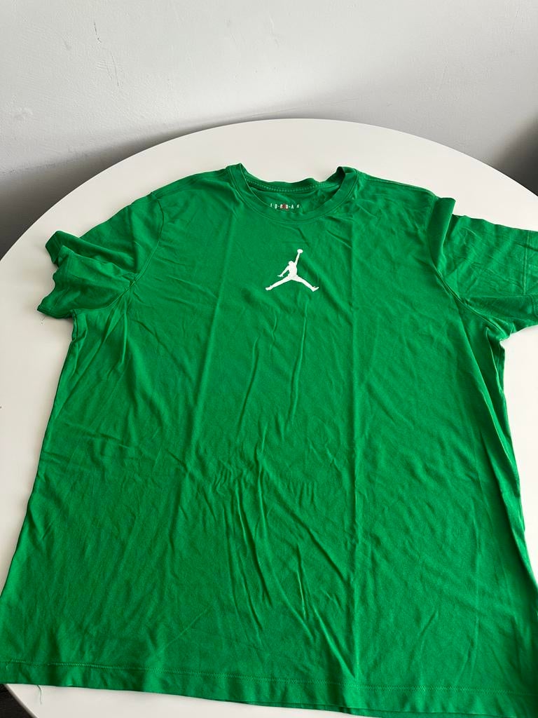 Nieuw Jordan T-shirt Groen Maat 2XL, Kleding | Heren, T-shirts, Ophalen of Verzenden, Zo goed als nieuw, Overige maten, Groen