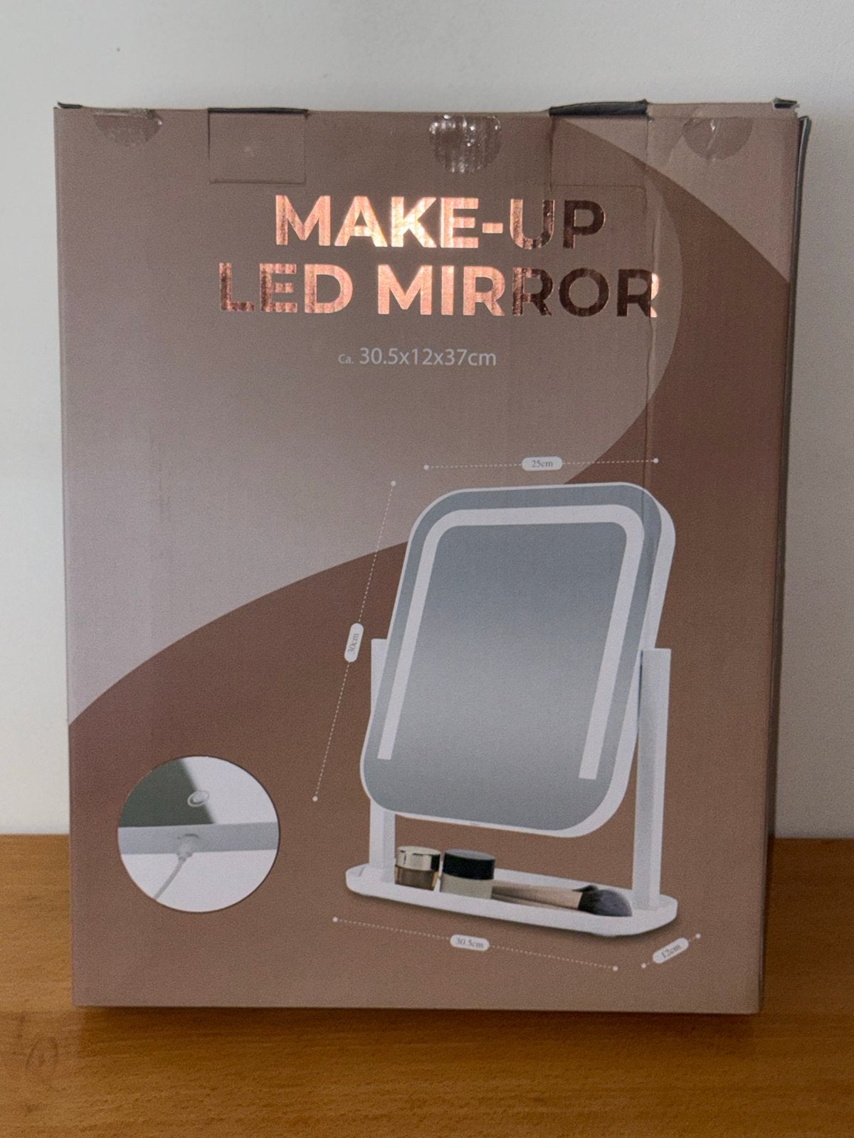 Nieuwe Make-up LED Spiegel met Verlichting, Minder dan 50 cm, Nieuw, Ophalen of Verzenden, Minder dan 100 cm