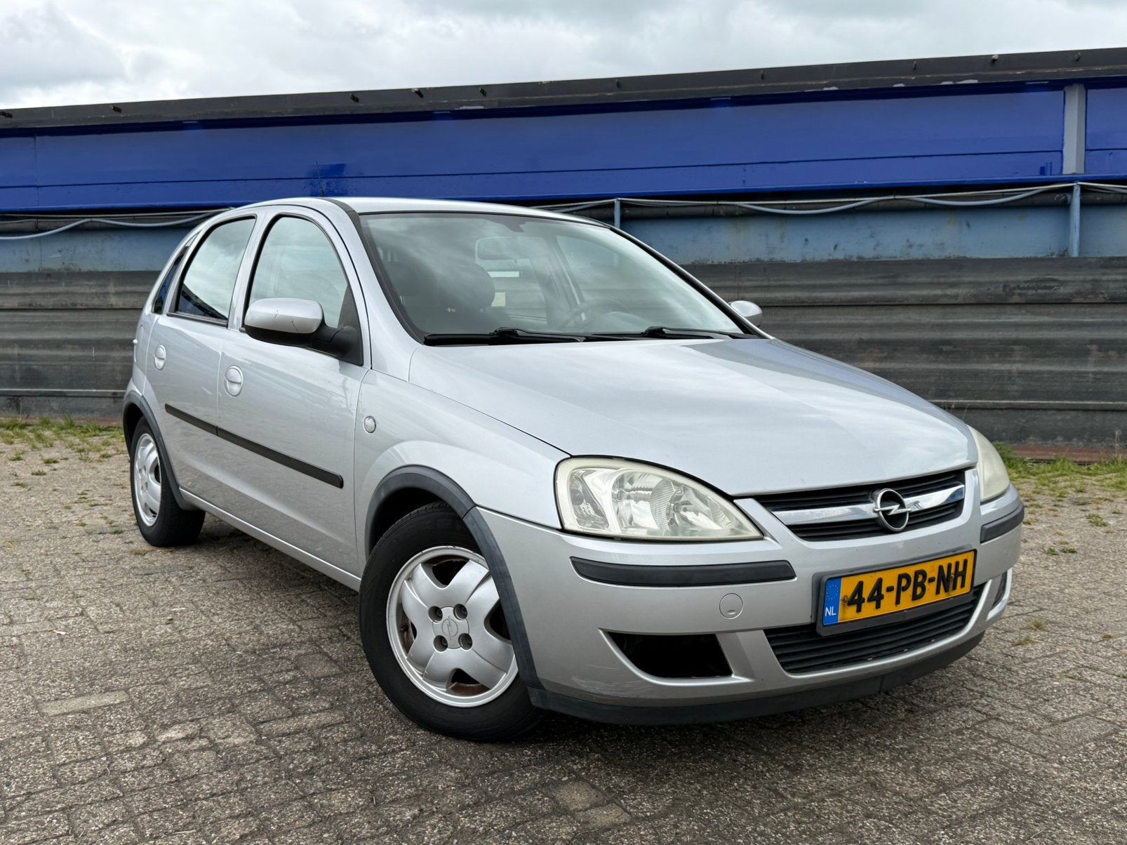 Opel Corsa–Nieuwe APK–Rijdt en schakelt goed–Inruilkoopje!, Auto's, Voorwielaandrijving, 450 kg, 74 pk, 31 €/maand