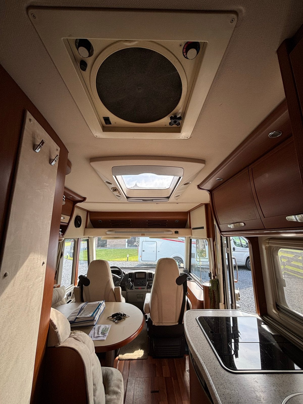 Caravans And Camping Zeer