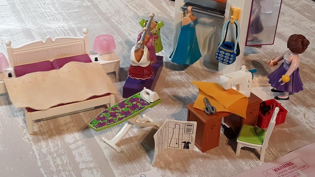 70208 slaapkamer en naaiatelier, Kinderen en Baby's, Speelgoed | Playmobil, Zo goed als nieuw, Complete set, Ophalen of Verzenden