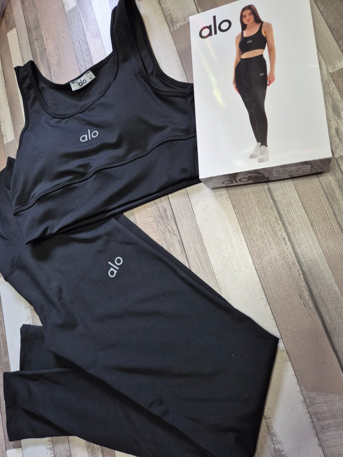 alo set.  Maat   s en m, Kleding | Dames, Sportkleding, Ophalen of Verzenden