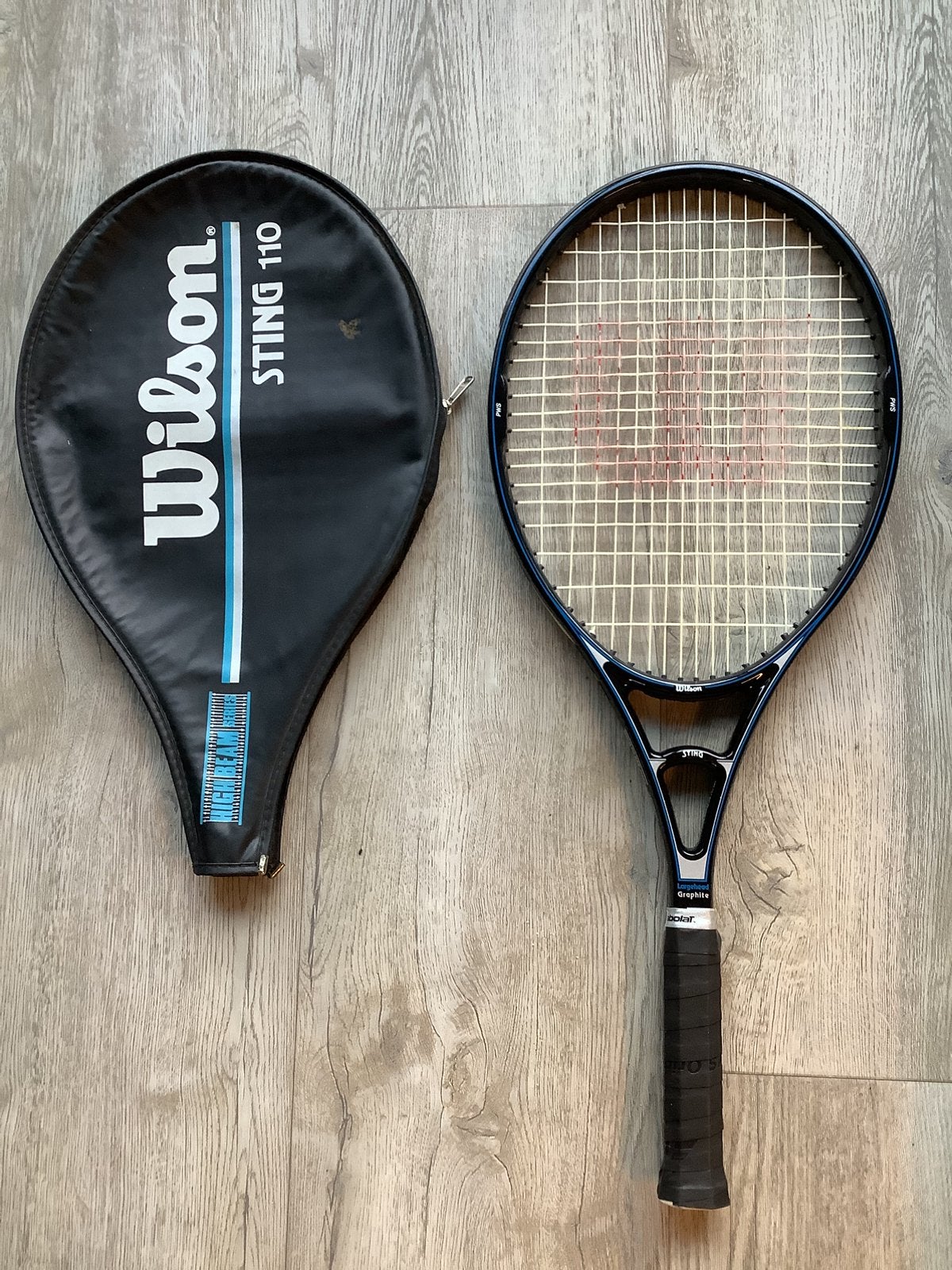 Wilson Sting 110 tennisracket met hoes, Sport en Fitness, Tennis, Ophalen of Verzenden, Zo goed als nieuw