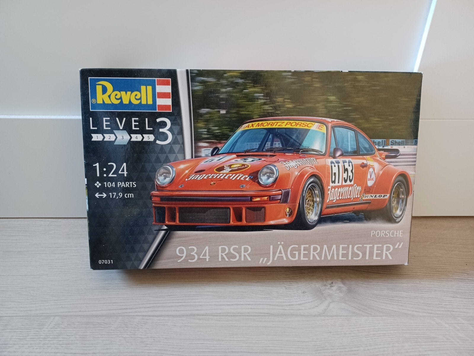 Revell 1/24 Porsche 934 RSR Jägermeister, Ophalen of Verzenden