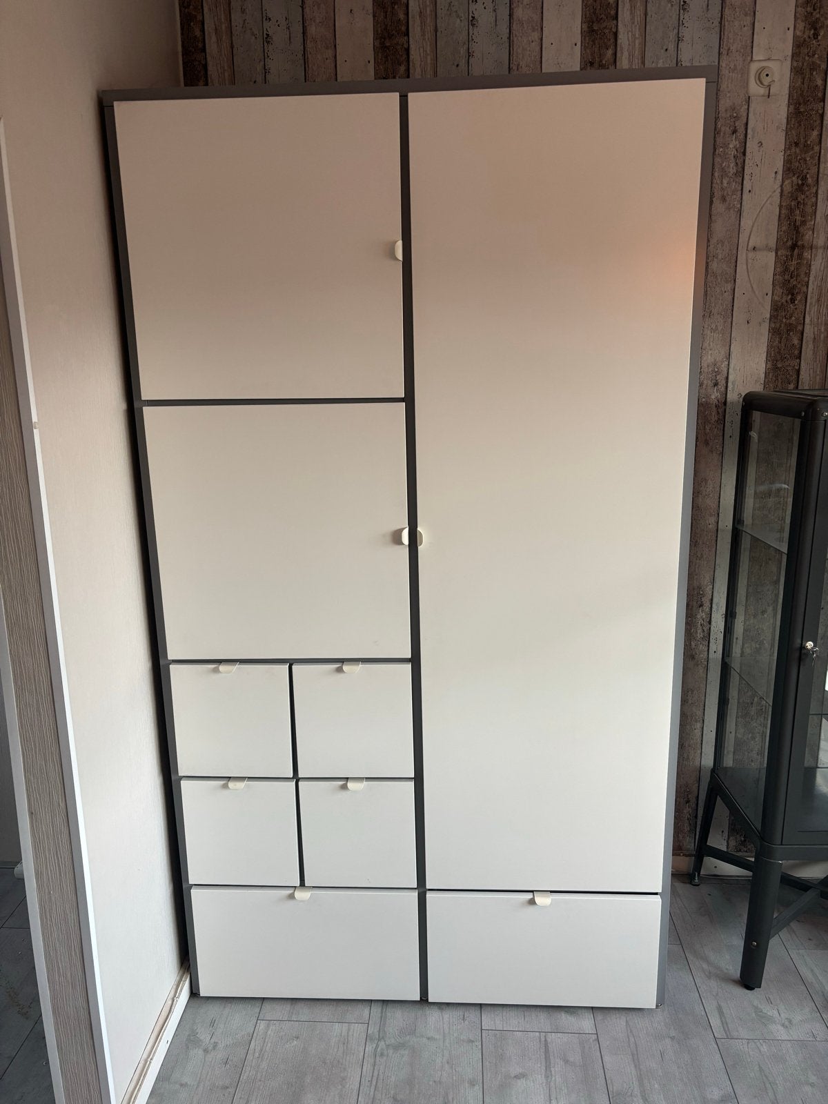 IKEA VISTHUS Kledingkasten, Ophalen, Gebruikt, 100 tot 150 cm, 200 cm of meer