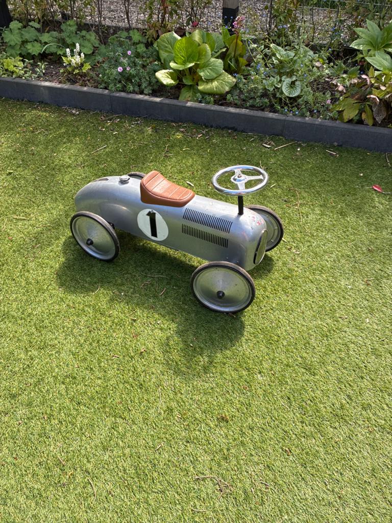 Vintage stijl (race) loopauto voor kinderen, zilver nr.  1, Ophalen, Gebruikt