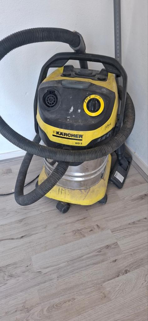 Kärcher WD 5 Nat- en Droogzuiger - Krachtige Alleszuiger, Ophalen, Inclusief accessoires, Gebruikt, Kärcher