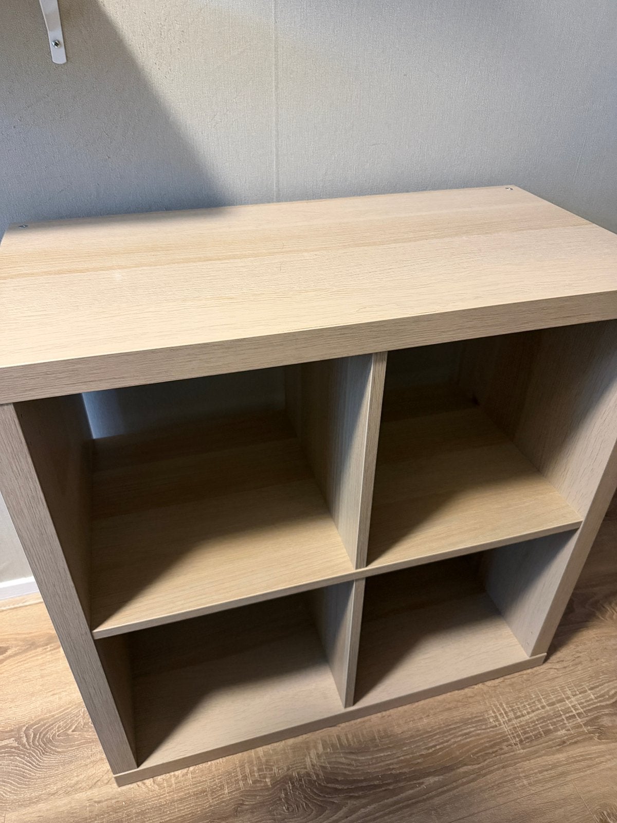 Kallax kast, Ophalen, Met plank(en), 50 tot 100 cm, Zo goed als nieuw
