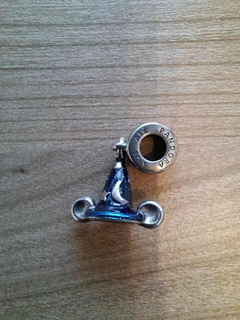 Pandora Disney Mickey Tovermuts, Sieraden, Tassen en Uiterlijk, Bedels, Ophalen of Verzenden, Zo goed als nieuw, Zilver, Pandora