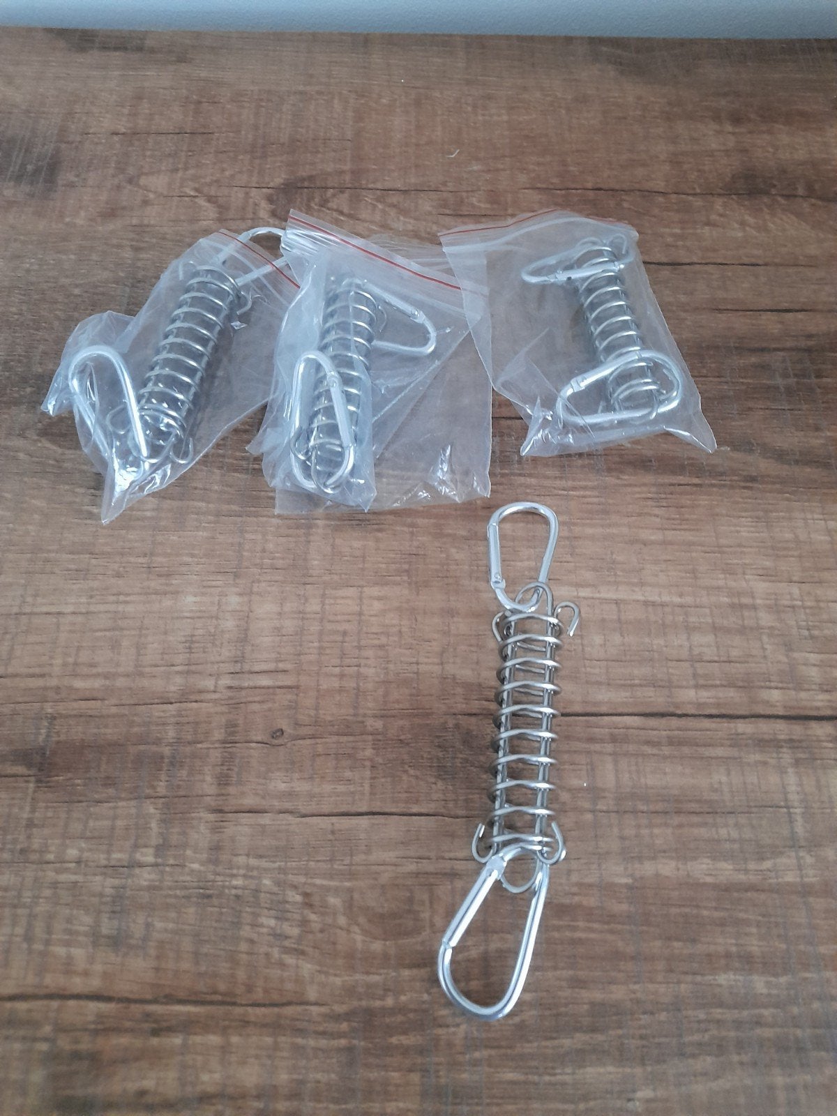 Metalen veersluitingen met karabijnhaken (4 stuks), Ophalen of Verzenden, Nieuw