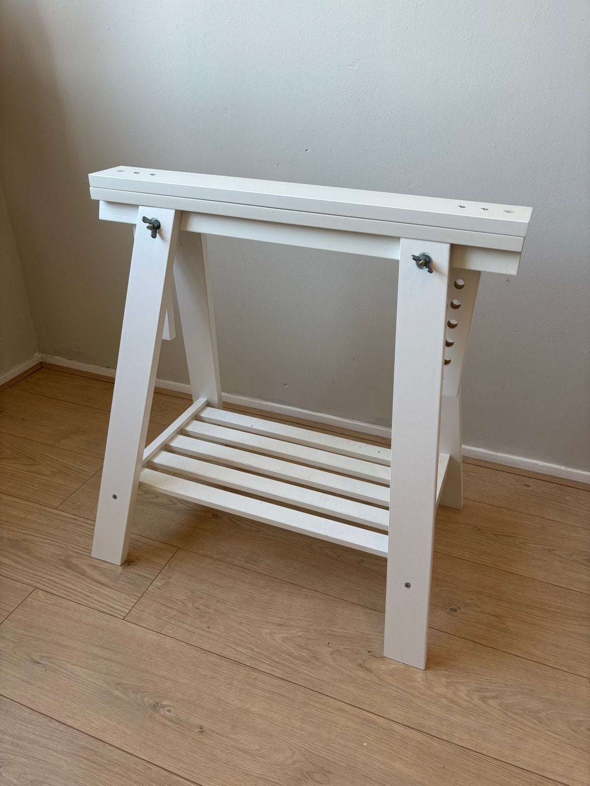 IKEA MITTBACK schraag wit (stokjes voor hoogte missen), Ophalen, Tafelpoot, Minder dan 50 cm, Gebruikt