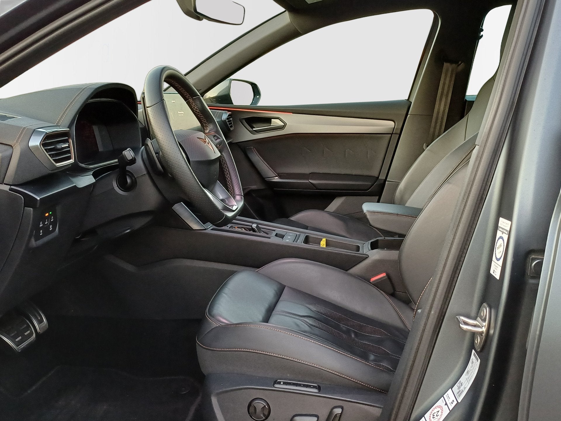 CUPRA Leon 1.4 e-Hybrid VZ Copper Edition / LED / Leder / Ca, Auto's, Cupra, 77 km/l, Gebruikt, Euro 6, 4 cilinders