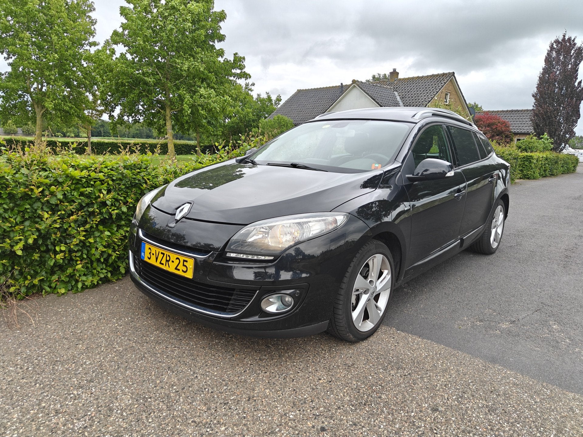 Renault Mégane 1.5 dCi Bose S&S CLIMA/NAVI BJ 2012, Voorwielaandrijving, Euro 5, Gebruikt, 4 cilinders