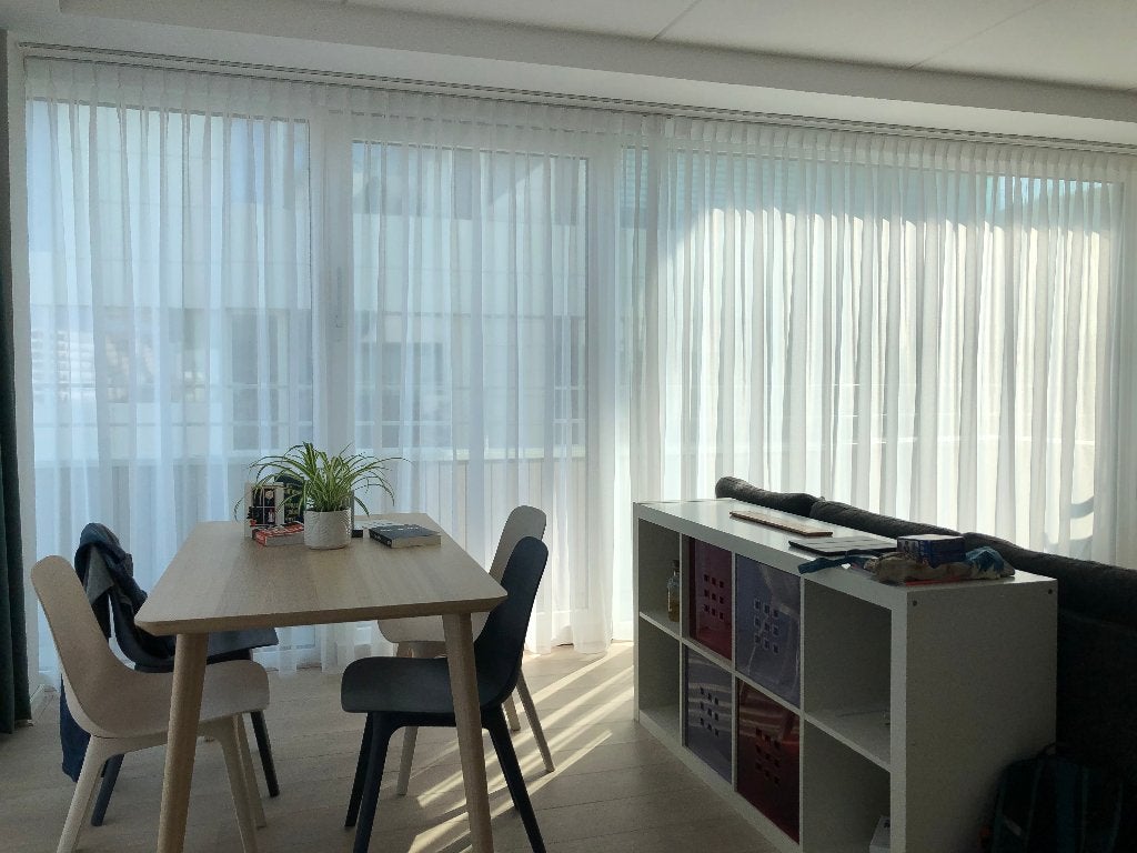 Eetkamerstoelen IKEA Odger, Huis en Inrichting, Stoelen, Gebruikt, Vier, Hout, Kunststof, Overige kleuren, Ophalen
