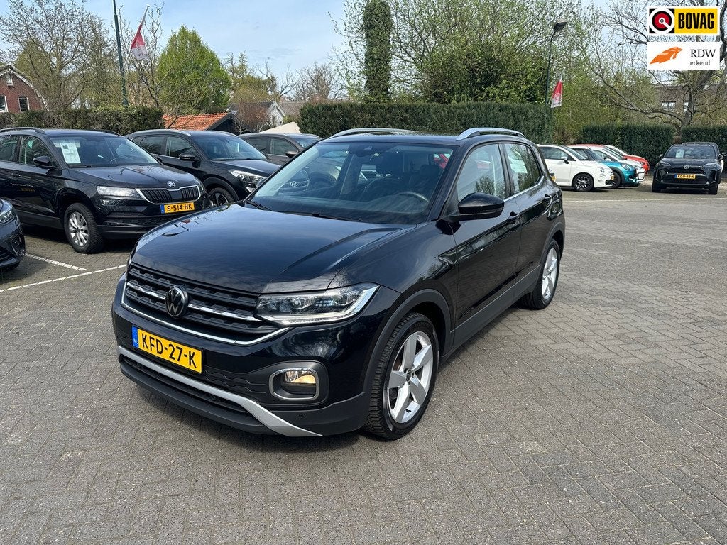 Volkswagen T-CROSS 1.0 TSI Style , navigatie , pdc voor en a, Auto's, Volkswagen, T-Cross, Gebruikt, Euro 6, Zwart