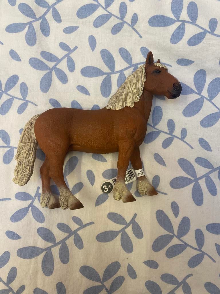 Belgische fokmerrie Schleich nieuw, Ophalen of Verzenden, Zo goed als nieuw, Paard, Beeldje of Figuurtje