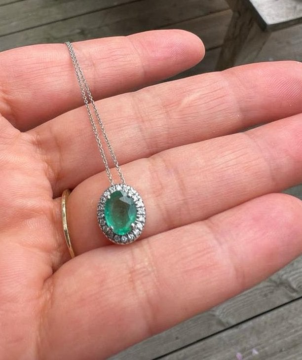 18K Witgouden Smaragd Hanger met Diamanten, 1.50ct, Ophalen of Verzenden, Zo goed als nieuw, Met edelsteen, Groen