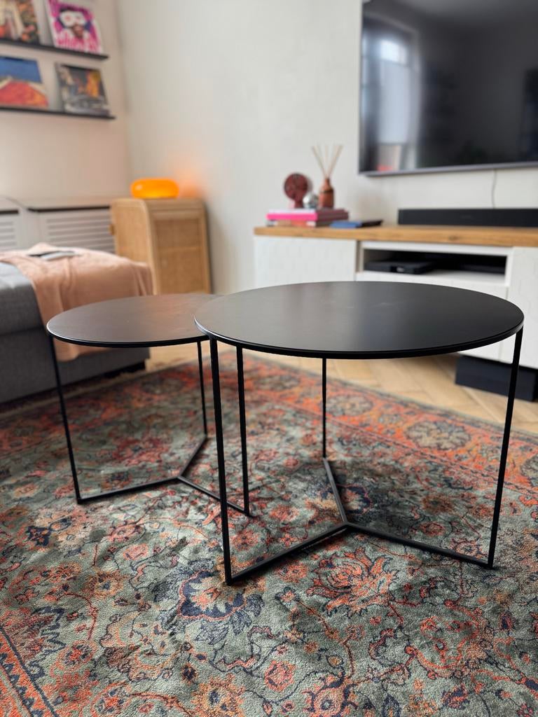 Set van 2 ronde salontafeltjes van Goossens, Ophalen, Rond, 50 tot 100 cm, Zo goed als nieuw