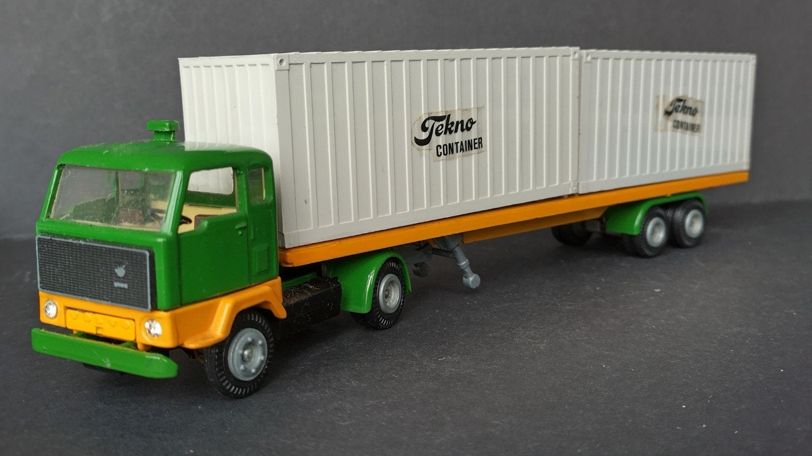Volvo f88 Container 1:50 Tekno Pol, Verzenden, ., Tekno, Zo goed als nieuw