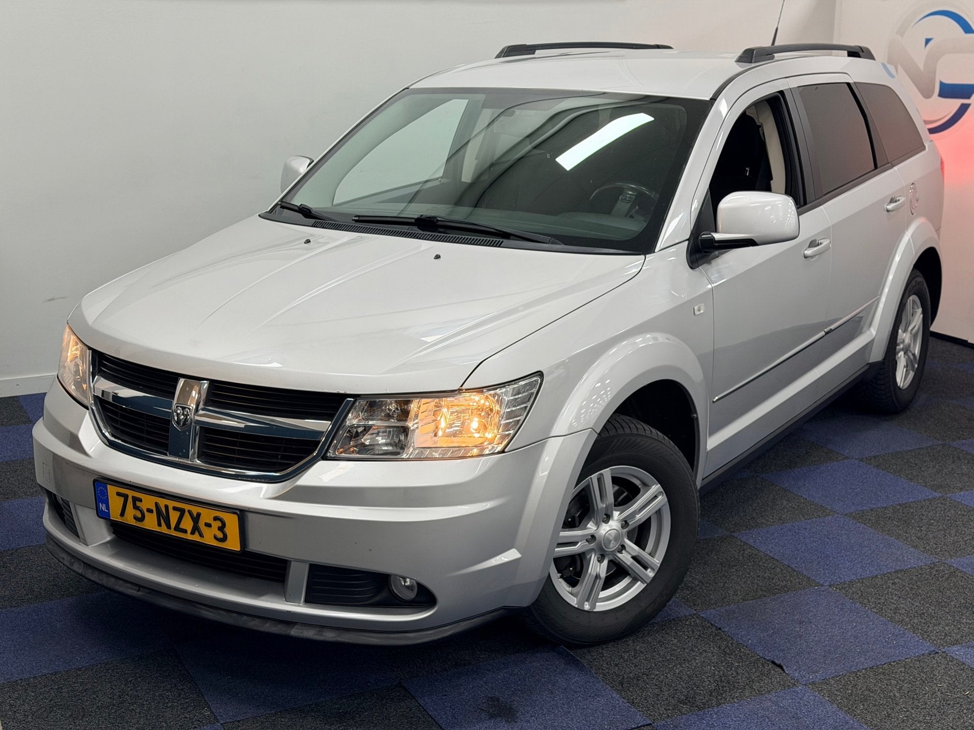 Dodge Journey 2.4 SXT Business Edition / 7 ZITTER / DEALER O, Voorwielaandrijving, Dealer onderhouden, 450 kg, Gebruikt