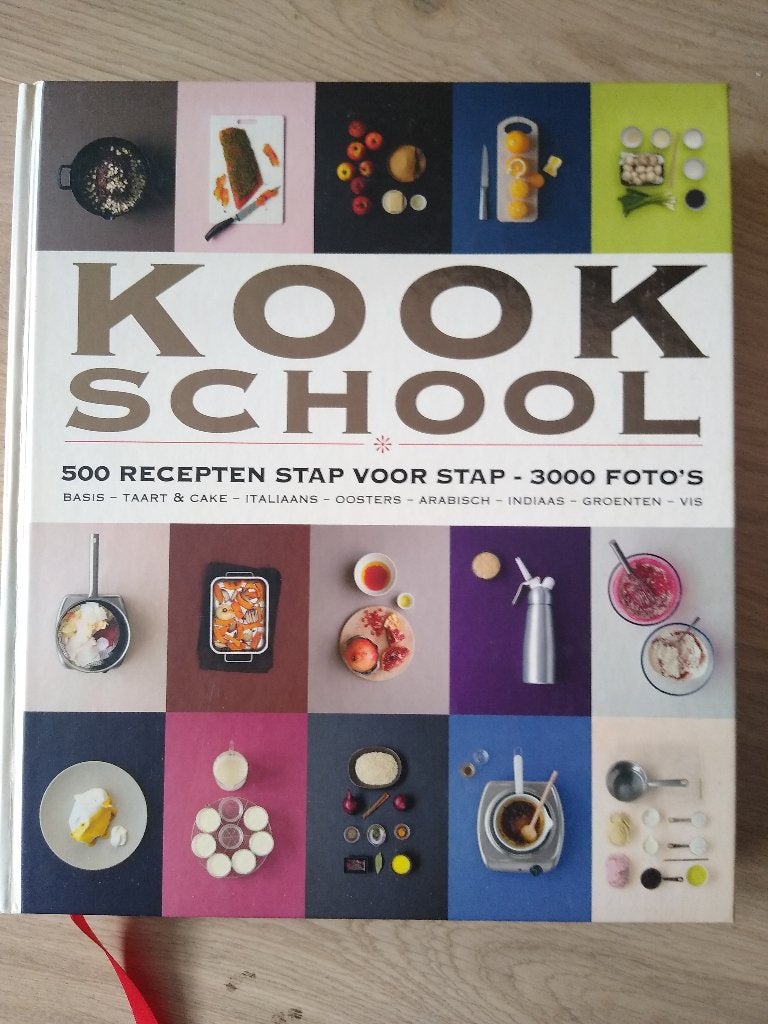 Kookboek '500 recepten stap voor stap' van Kookschool, Boeken, Gelezen, Voorgerechten en Soepen, Ophalen of Verzenden, Overige gebieden