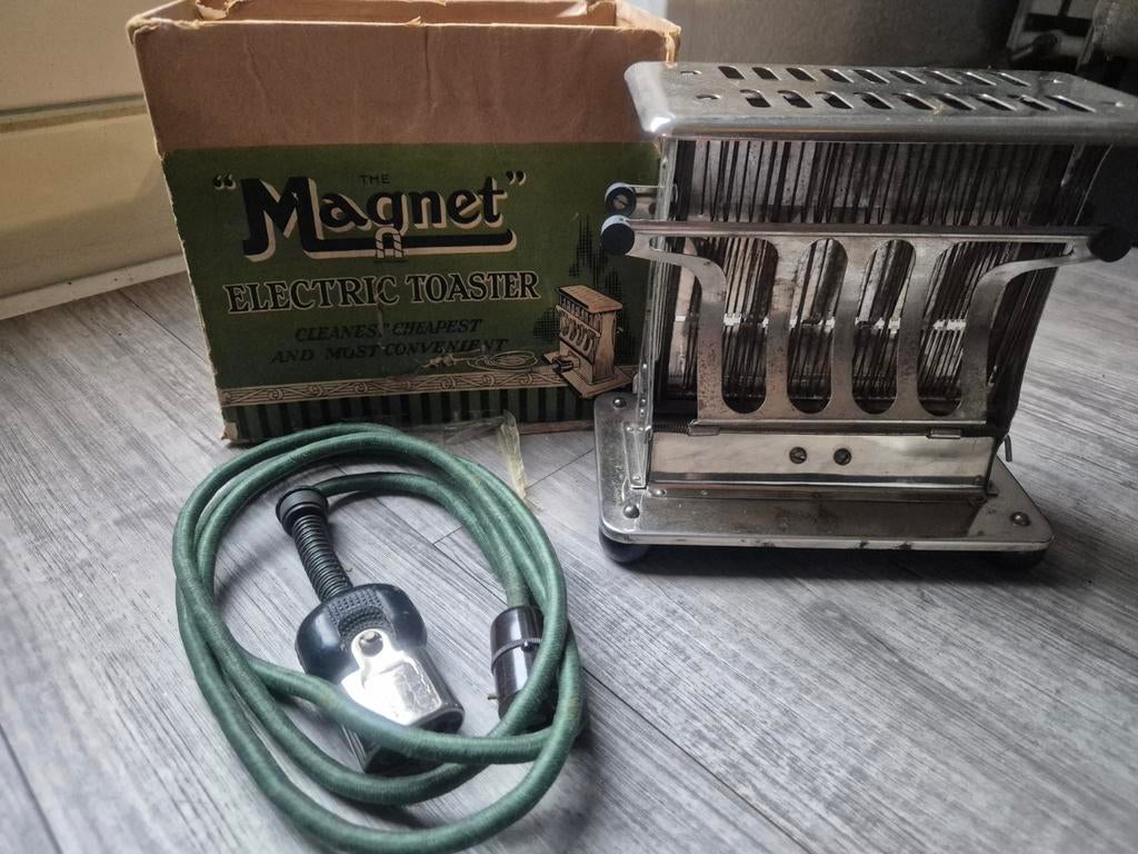 Vintage "The Magnet" Elektrische Broodrooster Originele, Witgoed en Apparatuur, Broodroosters, Ophalen of Verzenden, Gebruikt