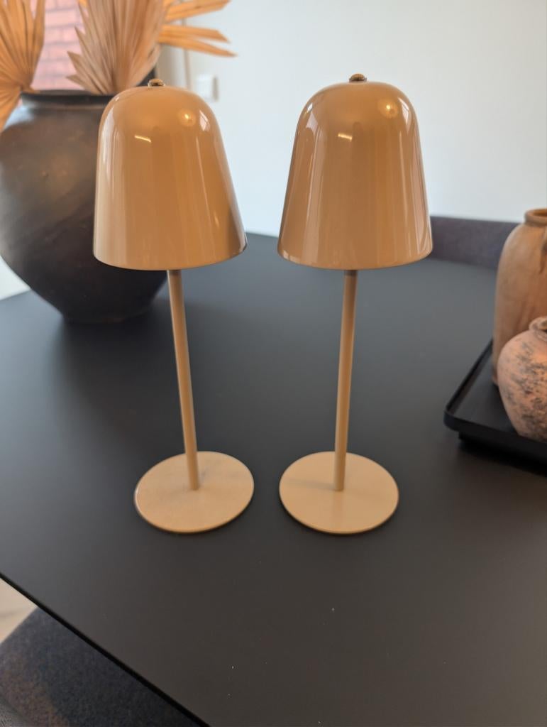 2 H&M Home lampjes oplaadbaar binnen/buiten, Huis en Inrichting, Lampen | Tafellampen, Ophalen, Zo goed als nieuw, Minder dan 50 cm